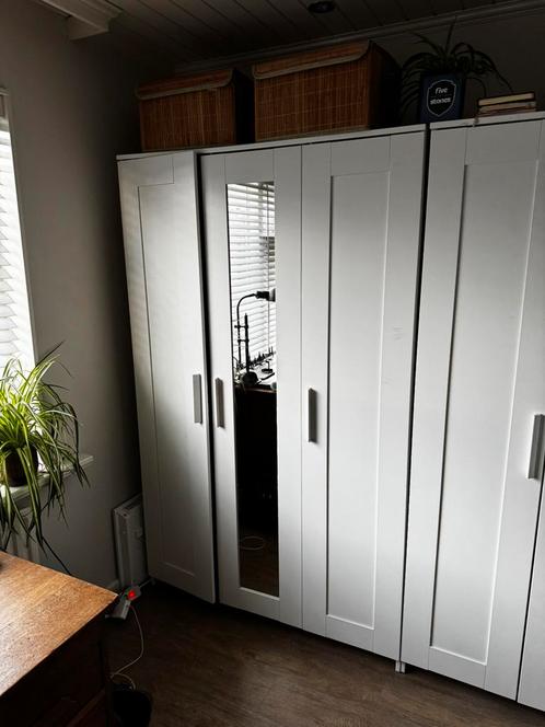 GRATIS ikea kasten (type BRIMNES), Huis en Inrichting, Kasten | Lockerkasten, Zo goed als nieuw, Ophalen