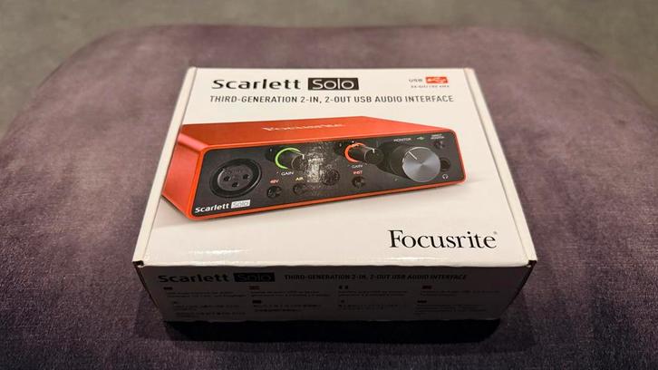 Focusrite Scarlett Solo 3rd Gen - Perfecte Audio Interface, Muziek en Instrumenten, Microfoons, Zo goed als nieuw, Studiomicrofoon