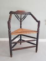 Eikenhouten Bidstoel, Bobbin driepoot stoel, biezen zitting, Riet of Rotan, Gebruikt, Bruin, Antiek Vintage