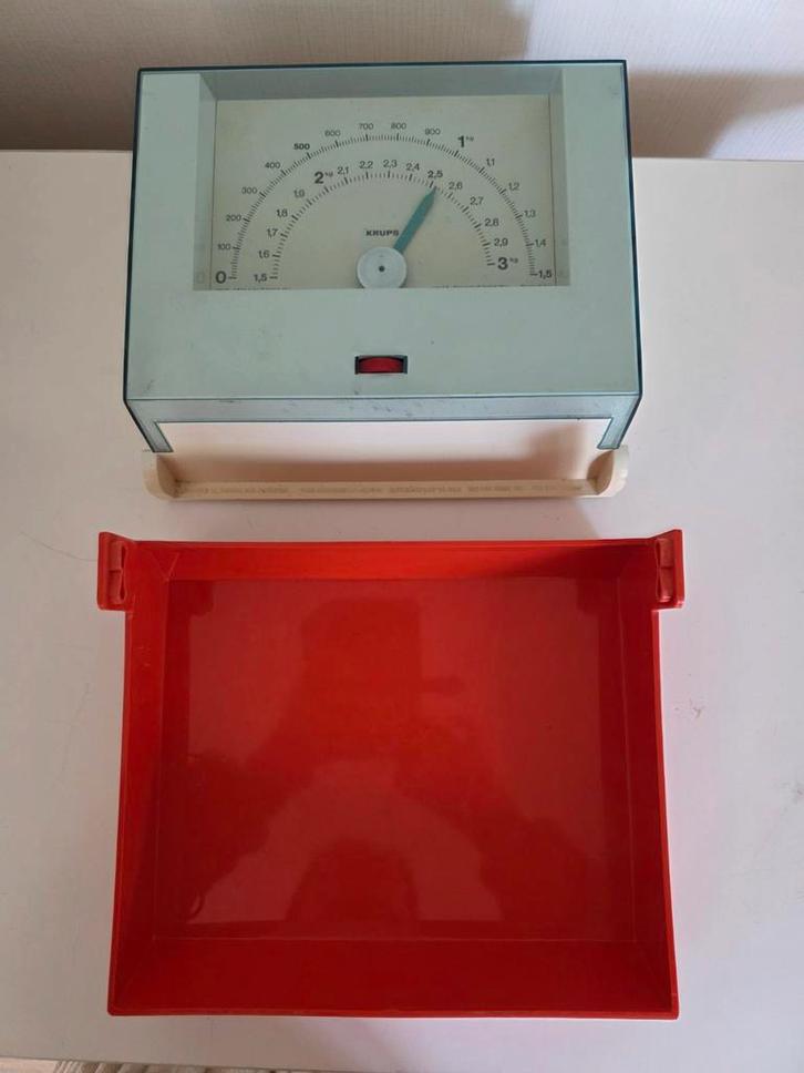 Vintage keukenweegschaal muurweegschaal weegschaal Krups, Antiek en Kunst, Antiek | Keukenbenodigdheden, Ophalen of Verzenden