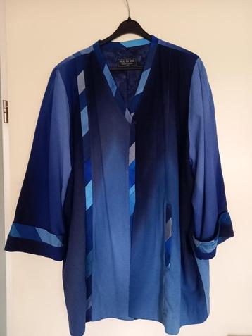 Uniek handgemaakt zijden jasje beschikbaar voor biedingen