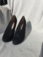 Mooie zwarte pumps. mt 39,5 Merk Unisa., Ophalen of Verzenden, Zo goed als nieuw, Zwart, Pumps