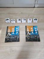 TE KOOP 2 STICKER BOEKEN VOL GEPLAKT MET STICKERPLAATJES, Ophalen of Verzenden, Zo goed als nieuw