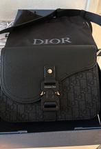 Christian Dior Heren Tas is niet origineel, Minder dan 30 cm, 25 tot 40 cm, Zo goed als nieuw, Ophalen