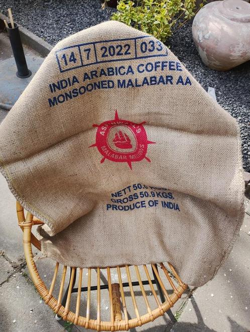 Vintage grote jutte zakken koffiebonen uit India 20 stuks, Antiek en Kunst, Curiosa en Brocante, Ophalen of Verzenden