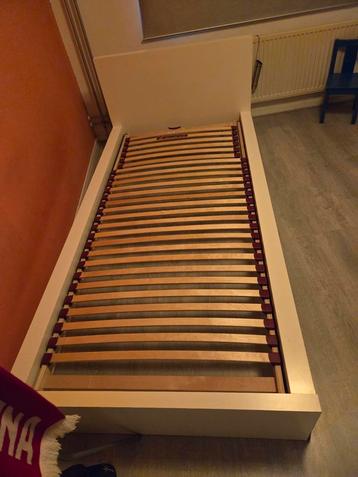 Eenpersoons ikea malm bed