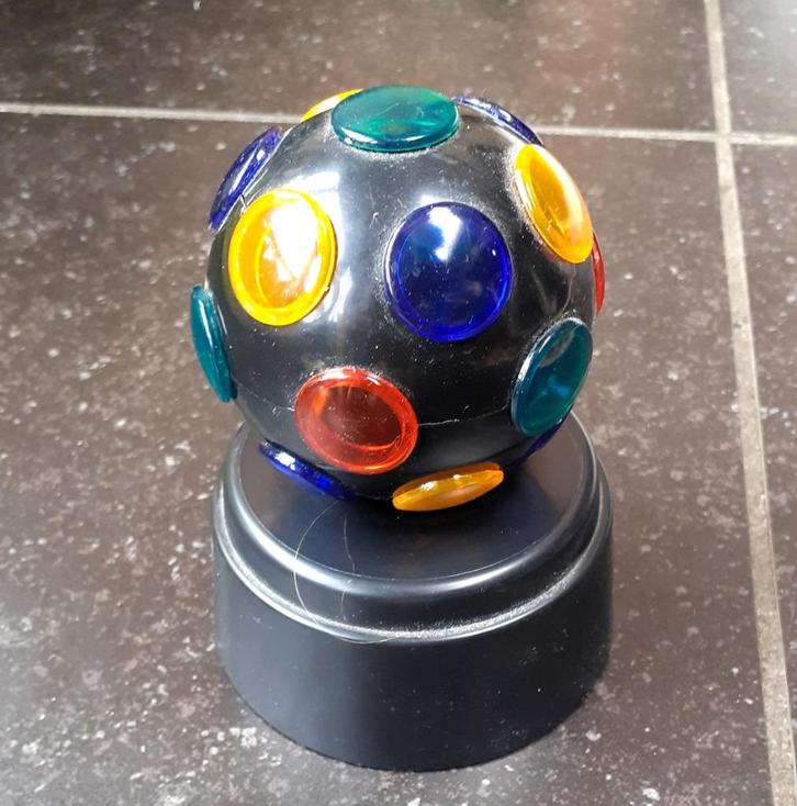 Kleine Discobal met licht, Hobby en Vrije tijd, Feestartikelen, Gebruikt, Versiering, Overige, Ophalen of Verzenden