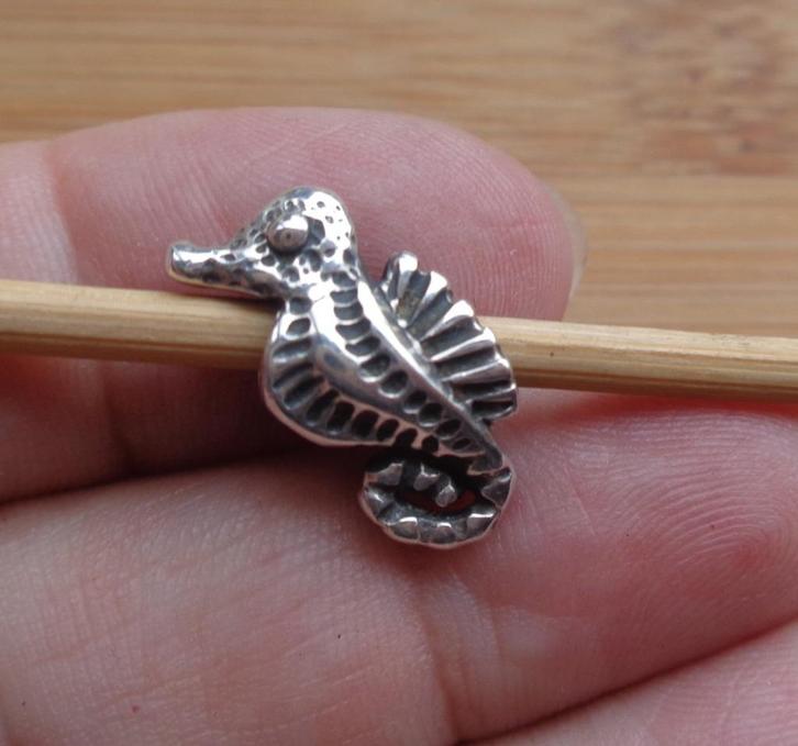 zilveren bedel zeepaardje [872], Sieraden, Tassen en Uiterlijk, Bedels, Zo goed als nieuw, Overige merken, Zilver, 1 bedel, Verzenden