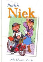 Postbode Niek Ada Schouten-Verrips 9789033608964, Ophalen of Verzenden, Zo goed als nieuw, Ada Schouten-Verrips