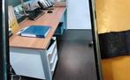 Mooi bureau zonder ladeblok, Ophalen, Zo goed als nieuw, Nvt, Nvt