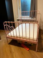 Roze ikea minnen peuter mee groeibed, Kinderen en Baby's, Kinderkamer | Bedden, Ophalen, 70 tot 85 cm, Zo goed als nieuw, Matras
