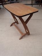 Tafeltje 70x37 hoog 52 cm, Ophalen