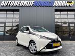 Toyota Aygo 1.0 VVT-i x-play limited NLAuto/AchteruitrijCame, Voorwielaandrijving, Stof, Gebruikt, 4 stoelen