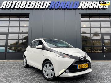 Toyota Aygo 1.0 VVT-i x-play limited NLAuto/AchteruitrijCame beschikbaar voor biedingen