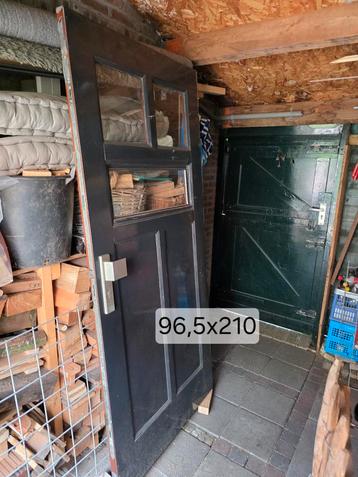 Oud eiken voordeur (80 jaar oud) beschikbaar voor biedingen