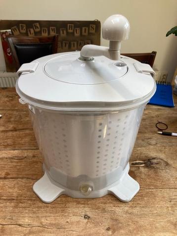 Handwasmachine plus centrifuge beschikbaar voor biedingen