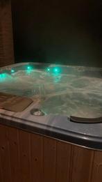 jacuzzi 5 persoons, Tuin en Terras, Bubbelbaden en Hottubs, Ophalen, Gebruikt, Filter, Vast