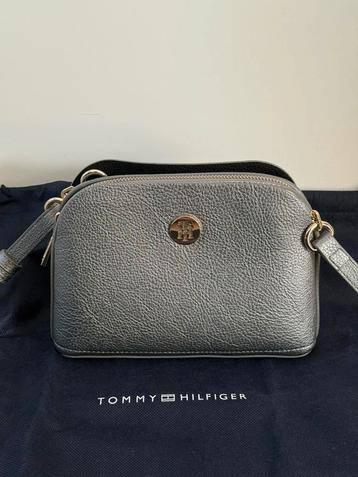 Tommy Hilfiger handtas | grijs zilver | nieuw tas beschikbaar voor biedingen