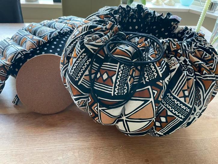 Anna’s Wolly, opbrengst voor Alzheimer NL,  hooimadam, stoof, Huis en Inrichting, Keuken | Keukenbenodigdheden, Nieuw, Ophalen of Verzenden