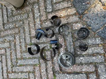 2 setjes gebruikte gatenzagers  beschikbaar voor biedingen