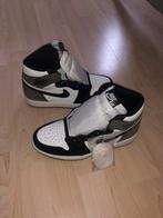 Air Jordan 1 retro high mocha ‘40’, Kleding | Heren, Schoenen, Nieuw, Ophalen of Verzenden, Bruin, Sneakers of Gympen