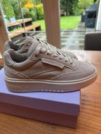 Nieuwe Copenhagen suede sneakers 38, Kleding | Dames, Schoenen, Verzenden, Nieuw, Sneakers of Gympen, Grijs