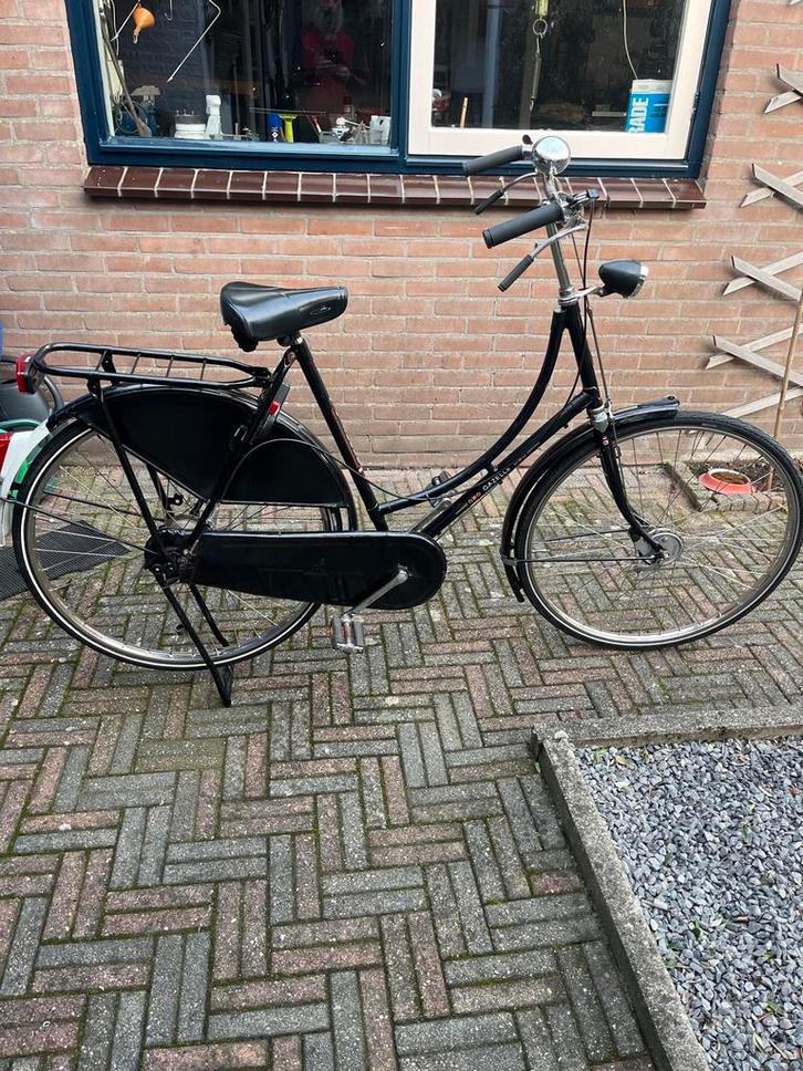 Mooie zwarte damesfiets gazelle populair, Fietsen en Brommers, Fietsen | Dames | Omafietsen, Gebruikt, 53 tot 56 cm, Handrem, Ophalen of Verzenden
