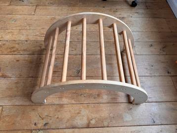 Houten Klimrek / Speelboog beschikbaar voor biedingen