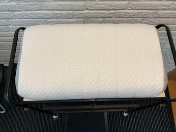 kussen voor neksteun beschikbaar voor biedingen