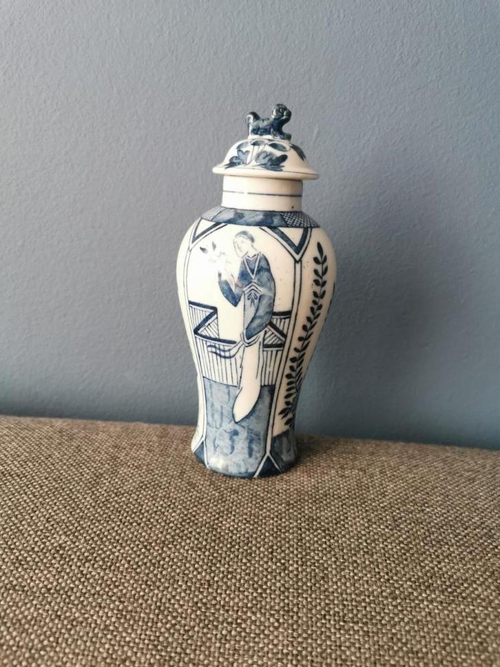 Antieke blauw-witte vaas met deksel, Antiek en Kunst, Antiek | Keramiek en Aardewerk, Ophalen of Verzenden