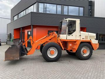 Schaeff SKS 661 (bj 1995) beschikbaar voor biedingen