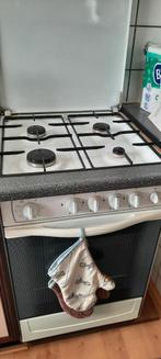 Vrijstaand gasfornuis met oven, Witgoed en Apparatuur, Fornuizen, Ophalen, Gebruikt, 4 kookzones, Gas