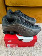 Nike SHOX R4 sneakers - bruin met zwart - maat 42, Kleding | Heren, Schoenen, Bruin, Nike, Nieuw, Ophalen of Verzenden