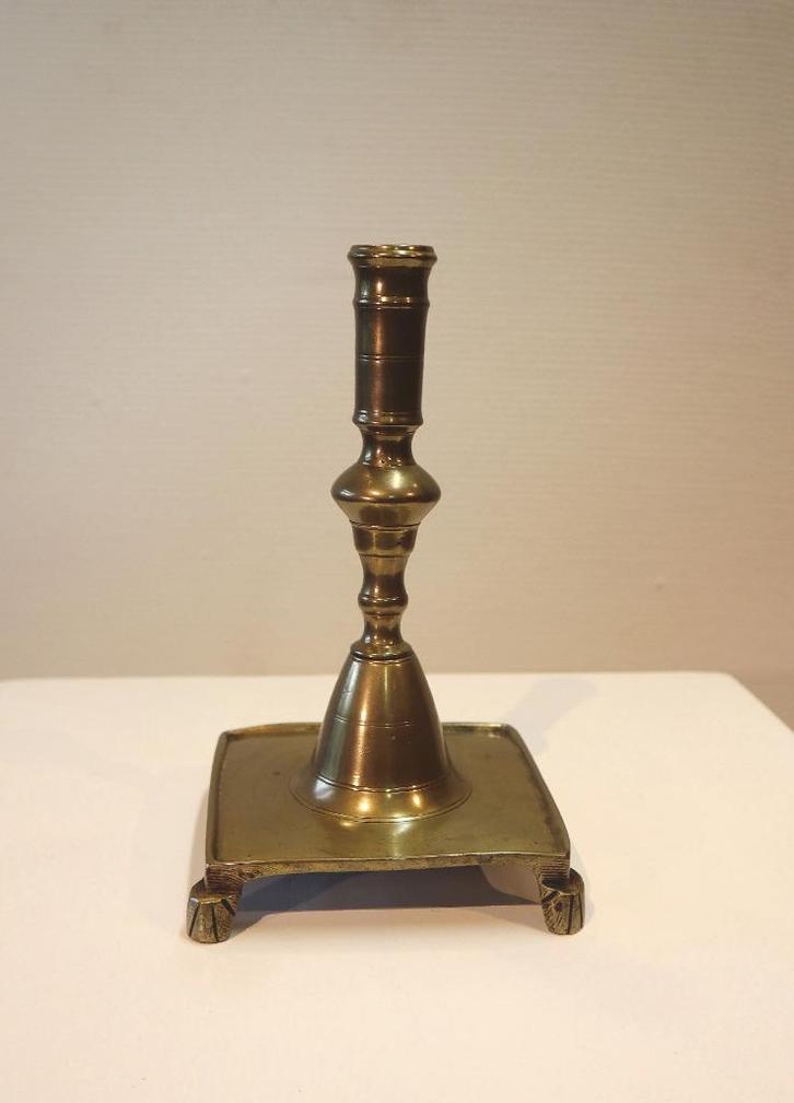 Antieke Spaanse kandelaar, ca 1700, Antiek en Kunst, Antiek | Kandelaars, Koper of Brons, Ophalen of Verzenden