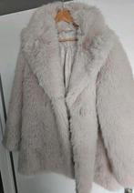 Bontjas Faux Fur Coat met gigantische bontkraag maat 42/44, Kleding | Dames, Jassen | Winter, Beige, Zo goed als nieuw, Maat 46/48 (XL) of groter