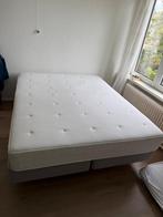 Ikea HYLLESTAD twee persoonbed+matras, Tweepersoons, Zo goed als nieuw, Matras, 200 cm