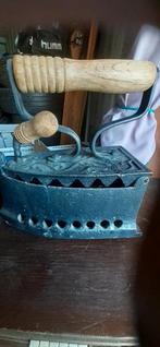 Gietijzeren strijkijzer, Antiek en Kunst, Antiek | Gereedschap en Instrumenten, Ophalen