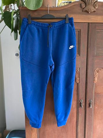 Blauwe Nike tech joggingbroek - Maat XXL beschikbaar voor biedingen
