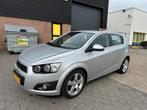 Chevrolet Aveo 1.4 LTZ, Auto's, Voorwielaandrijving, Euro 5, 4 cilinders, Origineel Nederlands