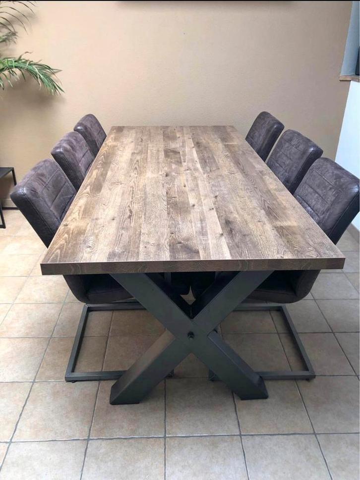 Eetkamer tafel met 6 stoelen, Huis en Inrichting, Complete eetkamers, Zo goed als nieuw, 4 tot 6 stoelen, Ophalen