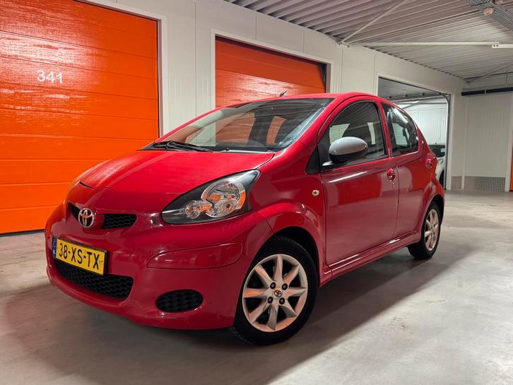 Toyota Aygo 1.0 | Goed rijdend | Nap | Meeneem prijs, Auto's, Toyota, Bedrijf, Aygo, Benzine, A, Hatchback, Handgeschakeld, Origineel Nederlands