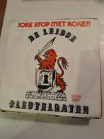 De leidse sleutelgaten 7 inch joke stop met koken, Ophalen of Verzenden, Zo goed als nieuw, Nederlandstalig