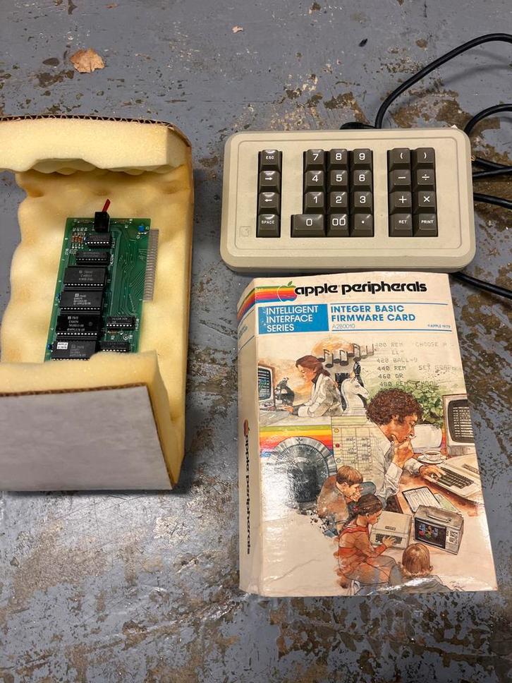 Vintage Apple Integer Basic Firmware Card + Toetsenbord, Computers en Software, Vintage Computers, Ophalen of Verzenden