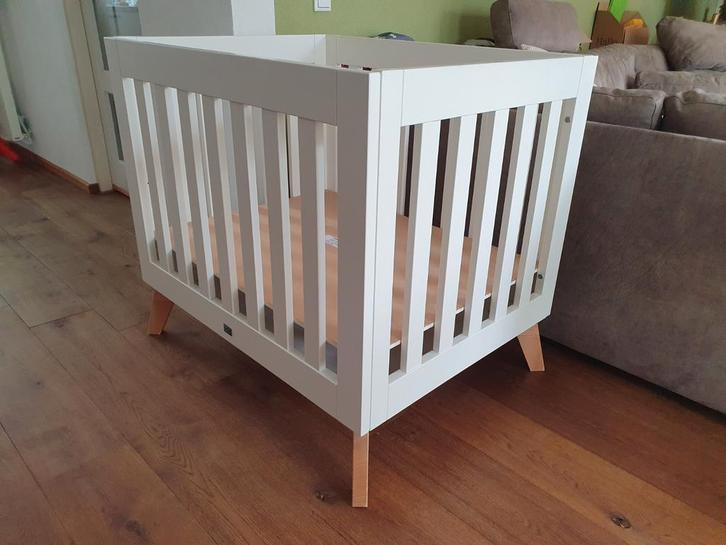 Box - Zo goed als nieuw, Kinderen en Baby's, Babywiegjes en Ledikanten, Zo goed als nieuw, Wieg, Ophalen
