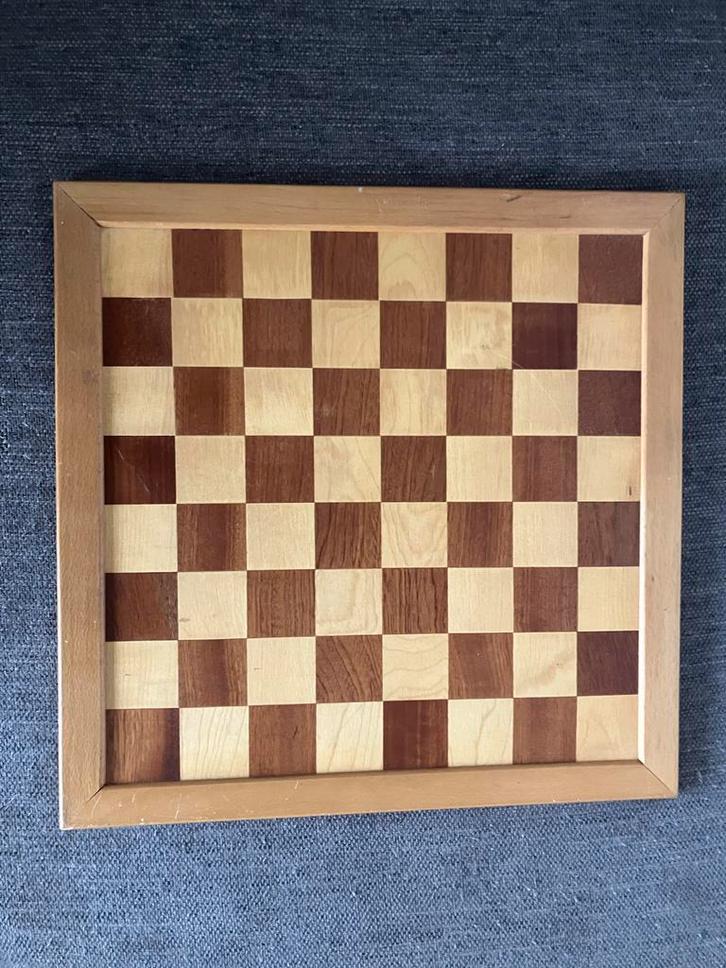 Houten schaakbord en dambord (zonder stenen), Hobby en Vrije tijd, Gezelschapsspellen | Bordspellen, Zo goed als nieuw, Een of twee spelers