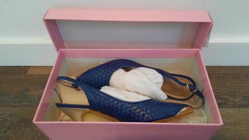 Roberto Botella Trenz Athene Marino Dames Schoenen Maat 37, Kleding | Dames, Schoenen, Zo goed als nieuw, Pumps, Ophalen of Verzenden