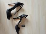 Klassieke leren schoenen. Maat 40. Nieuw!, Zwart, Nieuw, Ophalen of Verzenden, Schoenen met hoge hakken