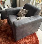 GRATIS AFHALEN  fauteuil en hocker/poef donkerbruin, Huis en Inrichting, Fauteuils, Ophalen, Gebruikt, 75 tot 100 cm, 50 tot 75 cm