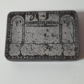 Caravellis Freres Egyptian Cigarettes Blikje beschikbaar voor biedingen