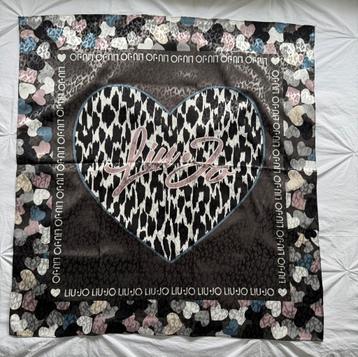 Mooi sjaaltje Liu Jo 70x70cm beschikbaar voor biedingen